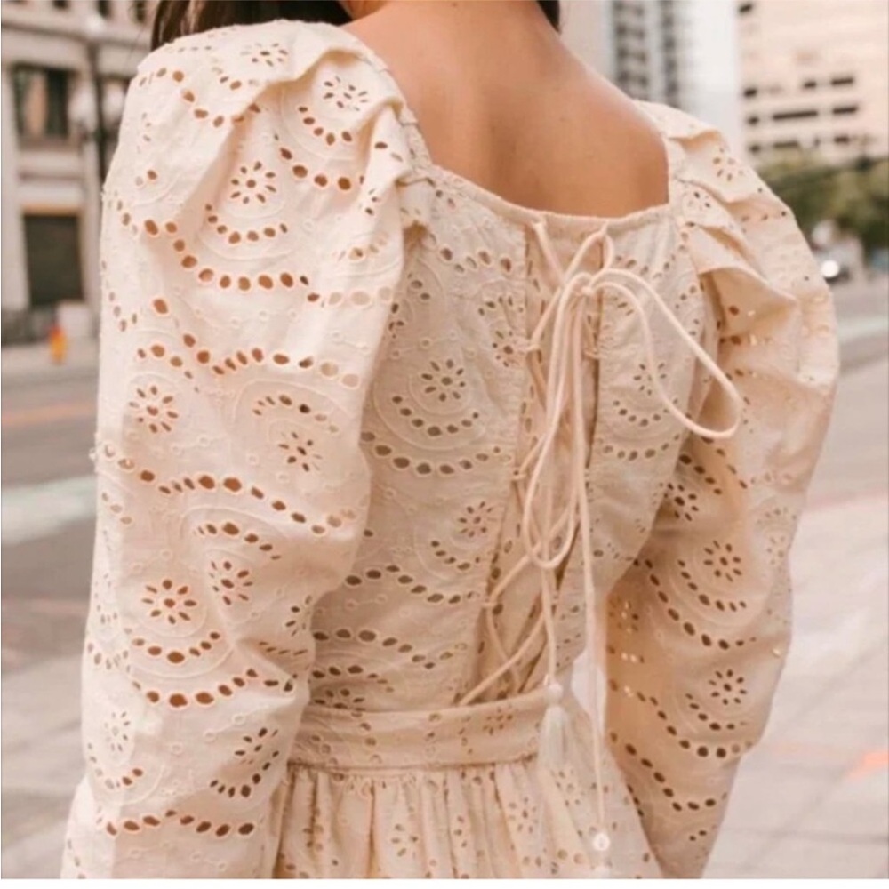 Ivy City Co Ava cream eyelet lace fabric Maxi Dress XS Victorian Wedding NWT - Picture 2 of 13